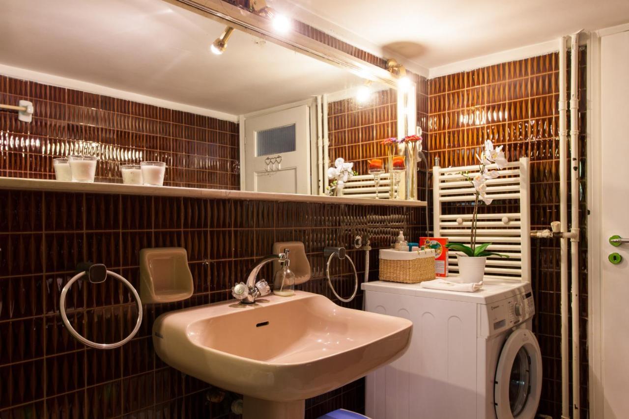 Lovely Apartment In Psychiko - Renovation May 2025 Athena Bagian luar foto