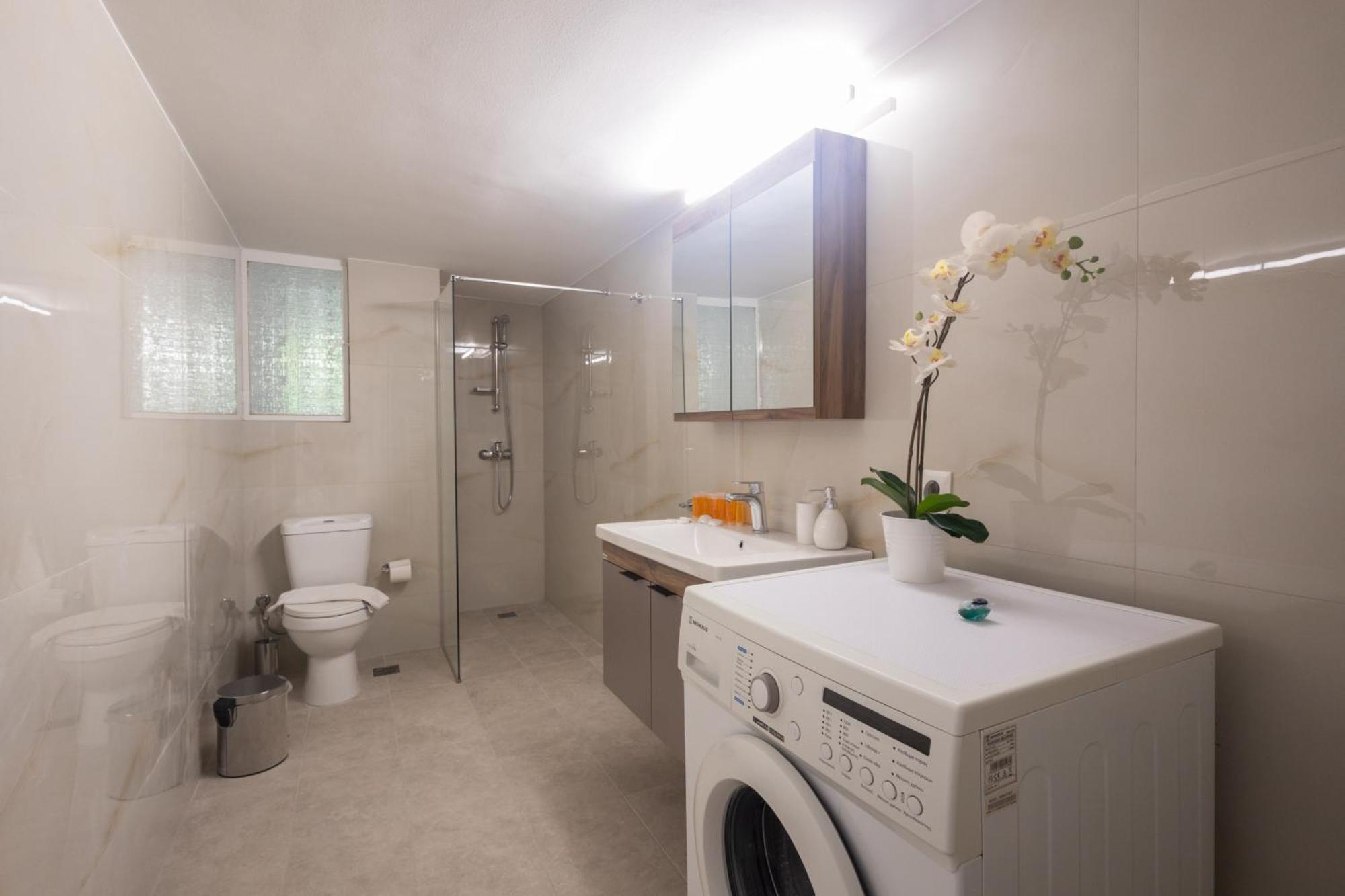 Lovely Apartment In Psychiko - Renovation May 2025 Athena Bagian luar foto
